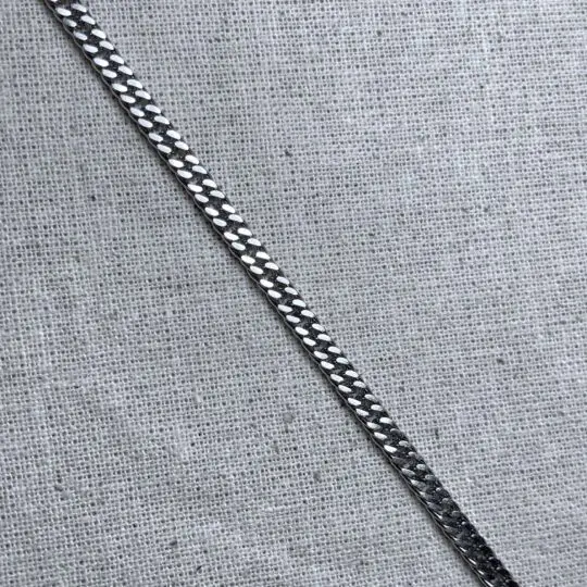 Essential Thin Flat Curb Bracelet