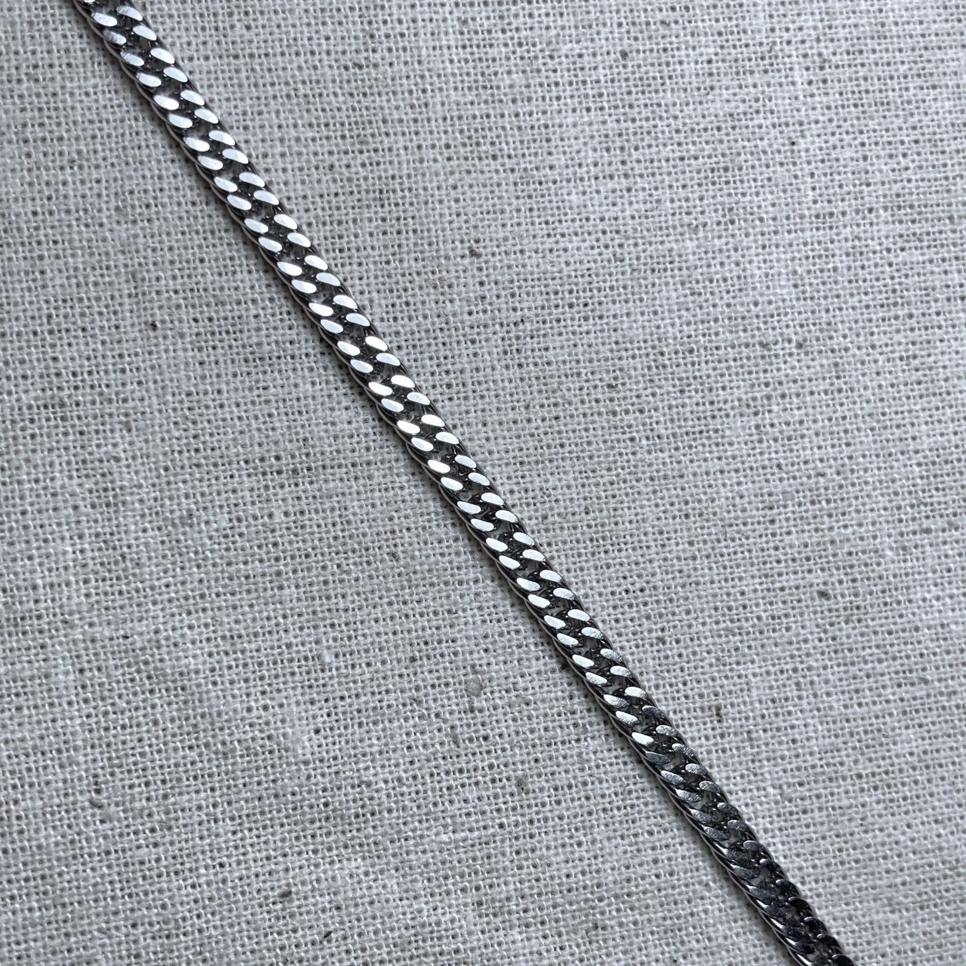 Essential Thin Flat Curb Bracelet