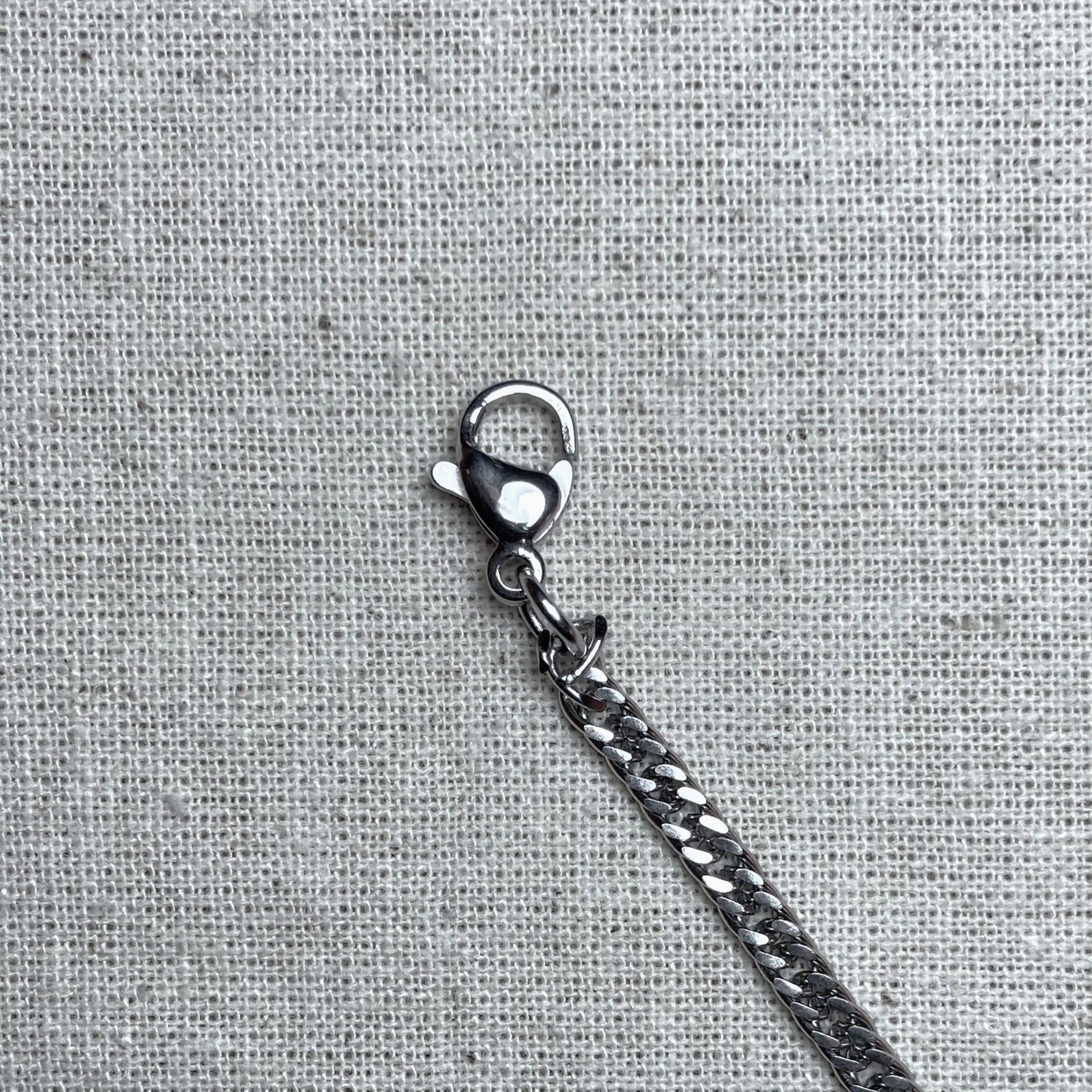 Essential Thin Flat Curb Bracelet - Image 3